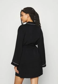 Anna Field AMANDA SATIN DRESSING GOWN - Albornoz - Black, Mujer -Anna Field Ventas 2022 2ed7ad8212184e4ca1dc1b97ba75f567