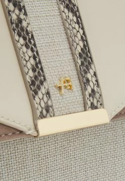 Anna Field Bandolera - Pink, Mujer 13 Anna Field Bandolera - Pink, Mujer -Anna Field Ventas 2022 3f5b28e5637944fdb4e39eaa87dac538