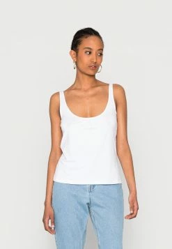 Anna Field Top - White, Mujer