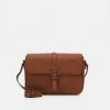 Anna Field Bandolera - Cognac, Mujer 1 Anna Field Bandolera - Cognac, Mujer -Anna Field Ventas 2022 87139db342654fe5af7f935429104899