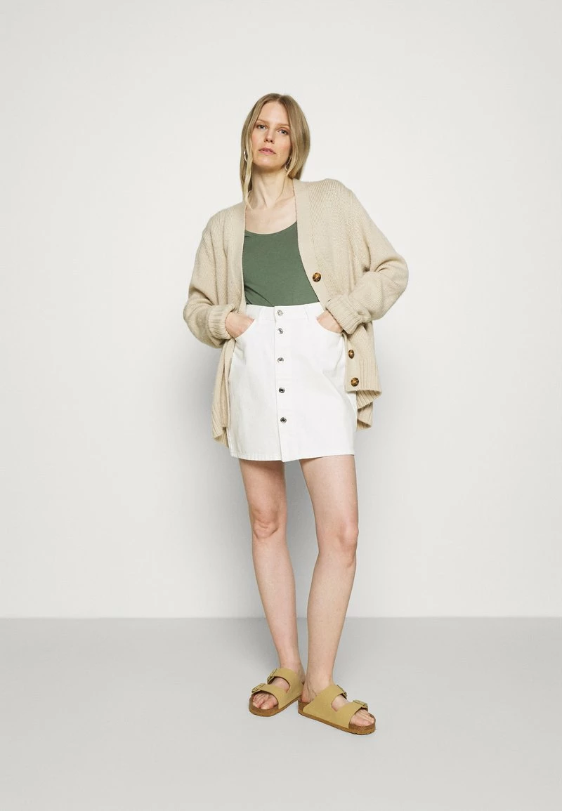 Anna Field 3 PACK - Camiseta Básica - White/mottled Light Grey/light Green, Mujer 3 Anna Field 3 PACK - Camiseta Básica - White/mottled Light Grey/light Green, Mujer