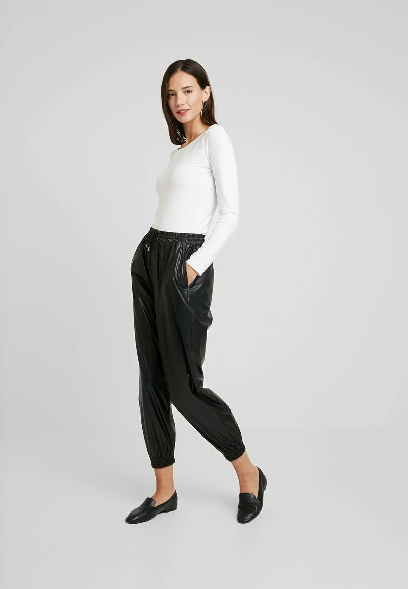 Anna Field 2 PACK - Camiseta De Manga Larga - Black/white, Mujer 4 Anna Field 2 PACK - Camiseta De Manga Larga - Black/white, Mujer - Imagen 2