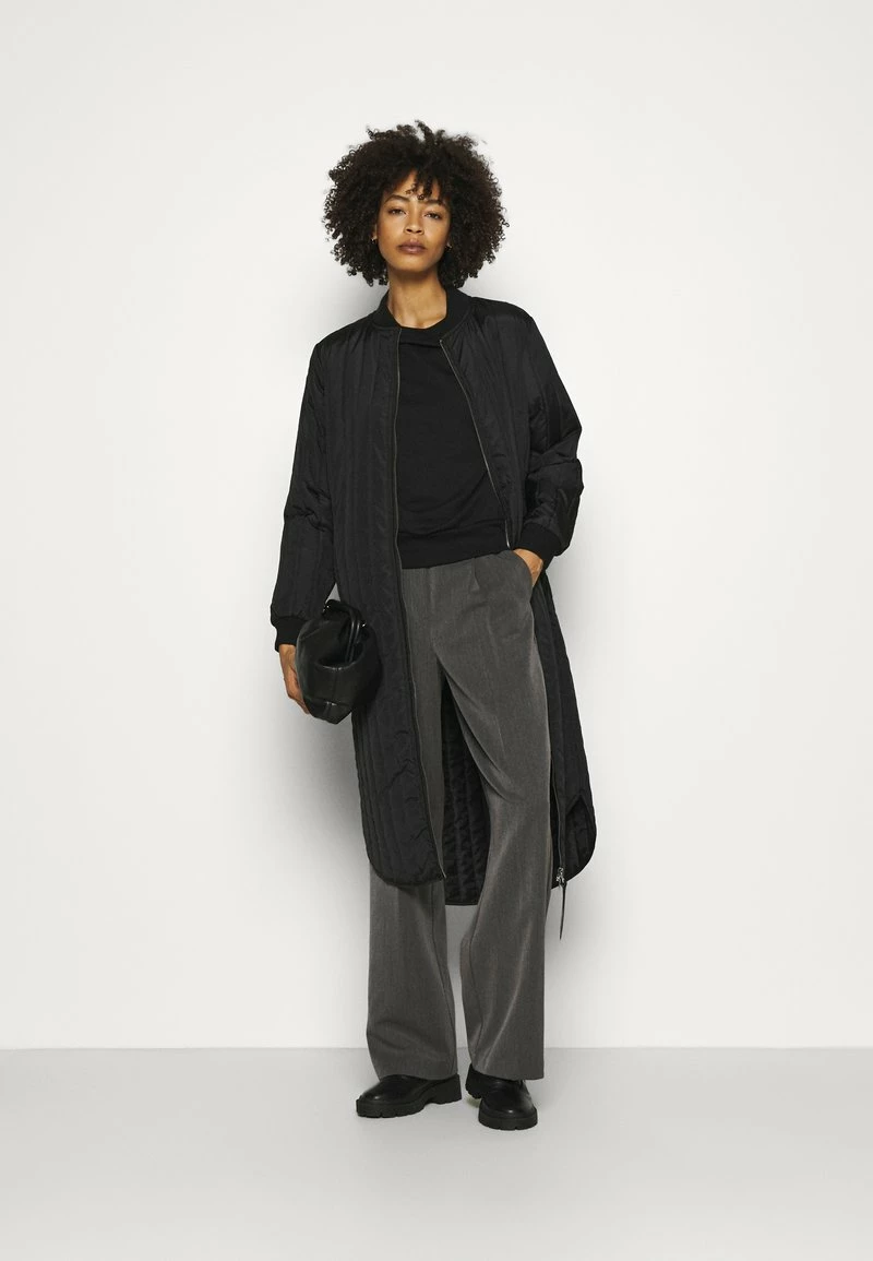 Anna Field BASIC CLEAN CREW NECK SWEATSHIRT - Sudadera - Black, Mujer 4 Anna Field BASIC CLEAN CREW NECK SWEATSHIRT - Sudadera - Black, Mujer - Imagen 2