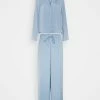 Anna Field HAMMERED SATIN PJ SET - Pijama - Blue Denim, Mujer -Anna Field Ventas 2022 d2bb2bb8c456465eb035f1c052b7df5a
