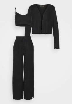 Anna Field 3 PIECE COSY RIB SET - Pijama - Black, Mujer 11 Anna Field 3 PIECE COSY RIB SET - Pijama - Black, Mujer -Anna Field Ventas 2022 de0af8121ce34f97b15b037f0610335d