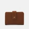 Anna Field Monedero - Cognac, Mujer 1 Anna Field Monedero - Cognac, Mujer -Anna Field Ventas 2022 e73ea3edc90d491aa2ff7e3869152230